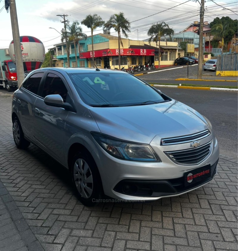ONIX 1.4 MPFI LT 8V FLEX 4P MANUAL - 2014 - PAROBé