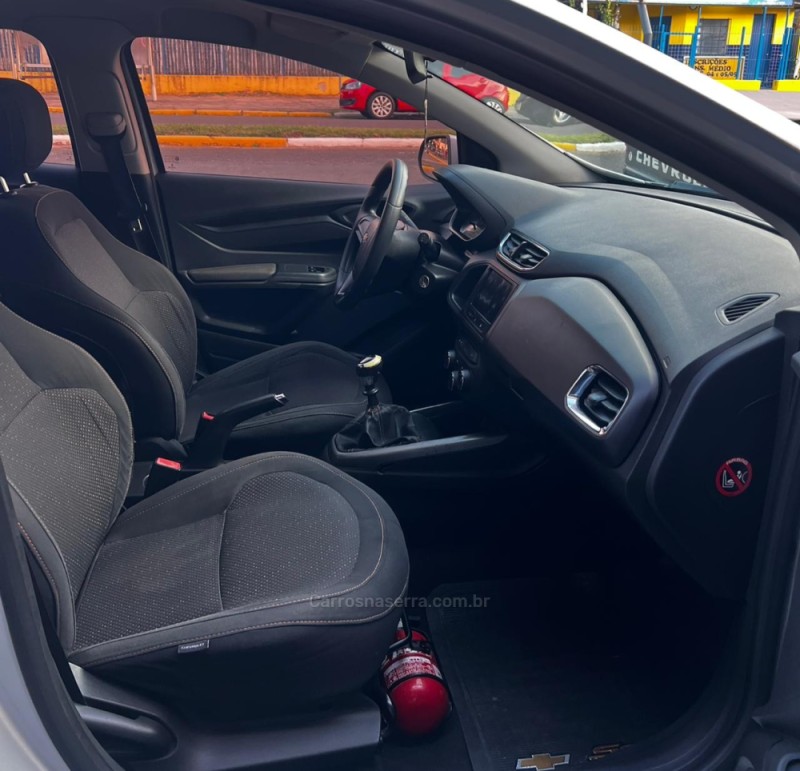 ONIX 1.4 MPFI LT 8V FLEX 4P MANUAL - 2014 - PAROBé