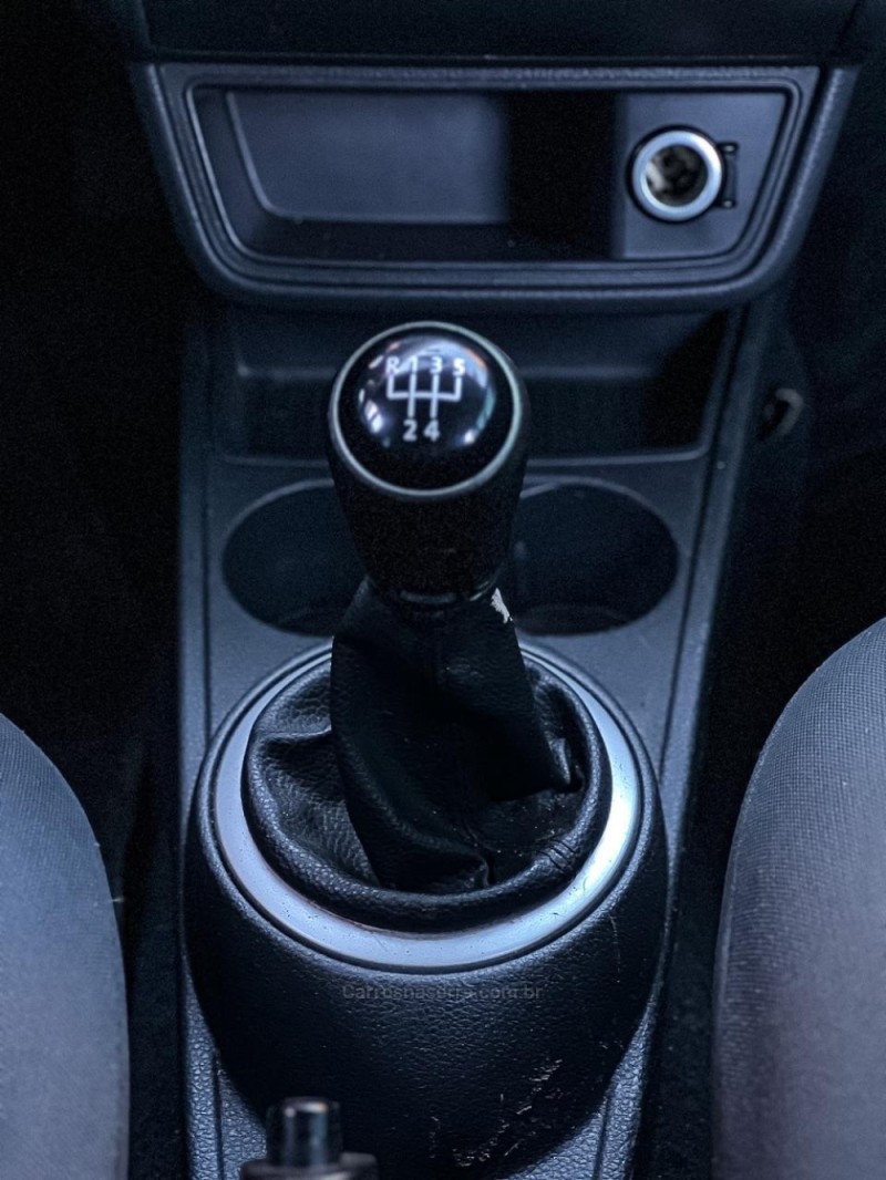 GOL 1.6 MI POWER 8V FLEX 4P MANUAL G.VI - 2014 - CANELA