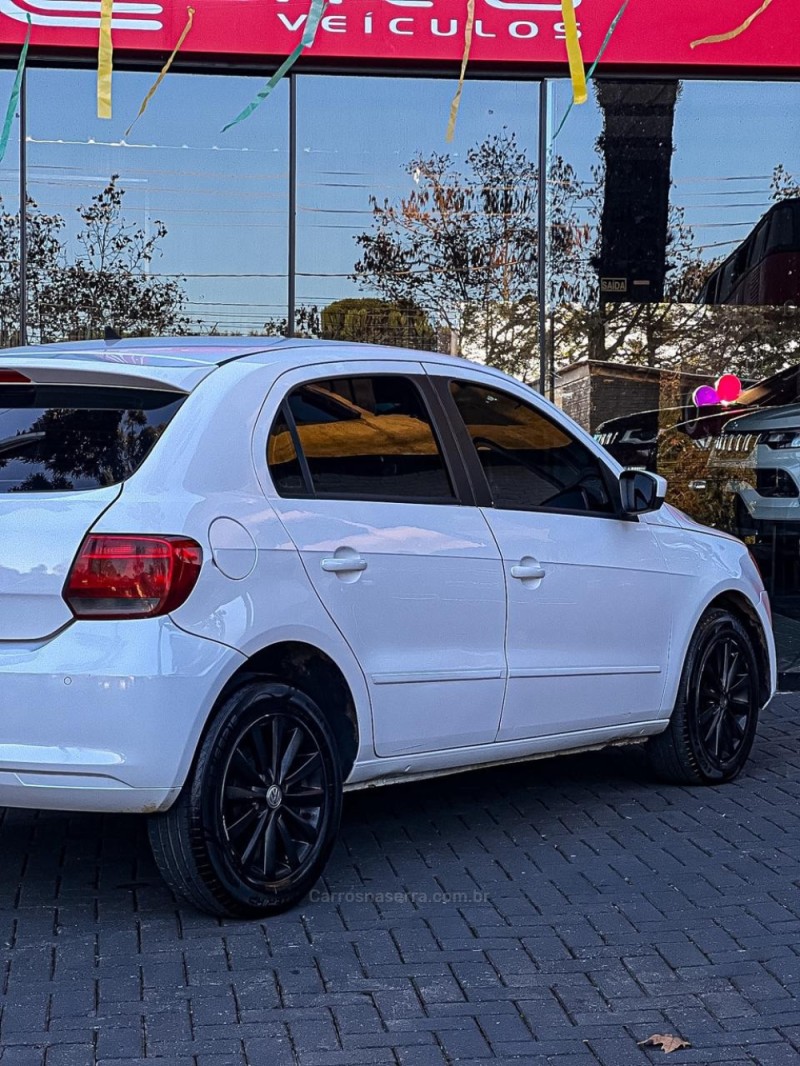 GOL 1.6 MI POWER 8V FLEX 4P MANUAL G.VI - 2014 - CANELA