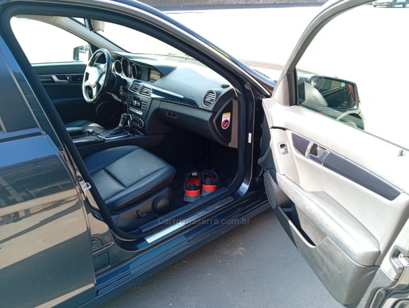 C 180 1.8 CGI CLASSIC 16V GASOLINA 4P AUTOMÁTICO - 2012 - CANOAS