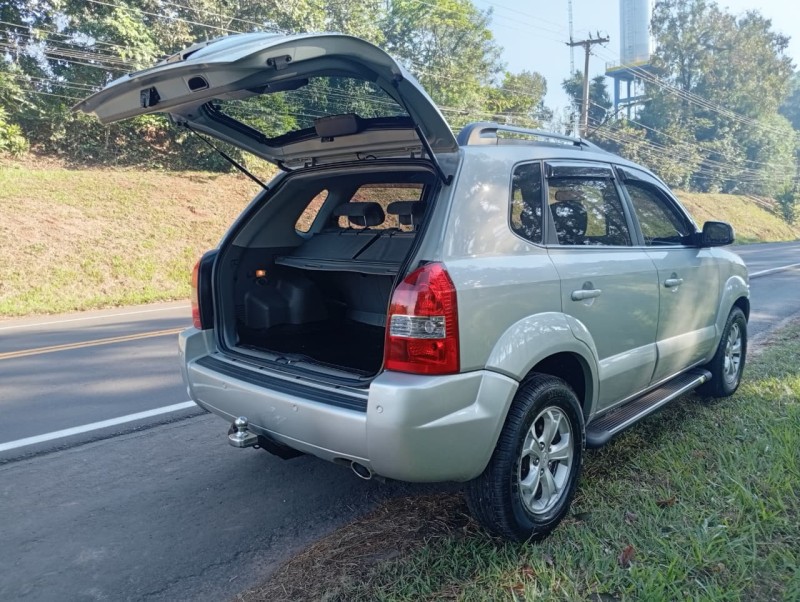 TUCSON 2.0 MPFI GLS TOP 16V 143CV 2WD FLEX 4P AUTOMÁTICO - 2012 - VENâNCIO AIRES