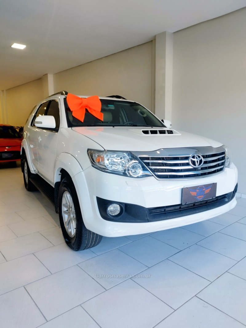 HILUX SW4 3.0 SRV 4X4 16V TURBO INTERCOOLER DIESEL 4P AUTOMÁTICO - 2013 - GARIBALDI
