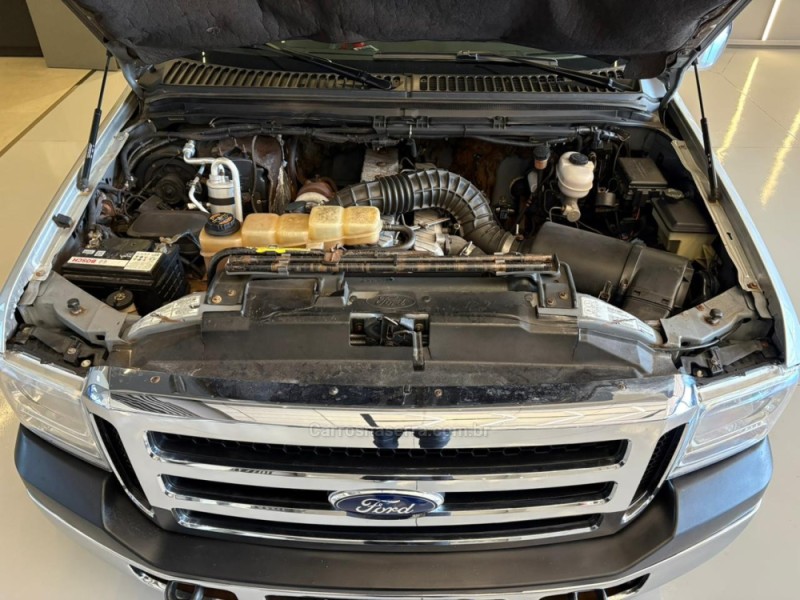 F-250 4.2 XLT 4X2 CS TURBO DIESEL 2P MANUAL - 2000 - SAPIRANGA