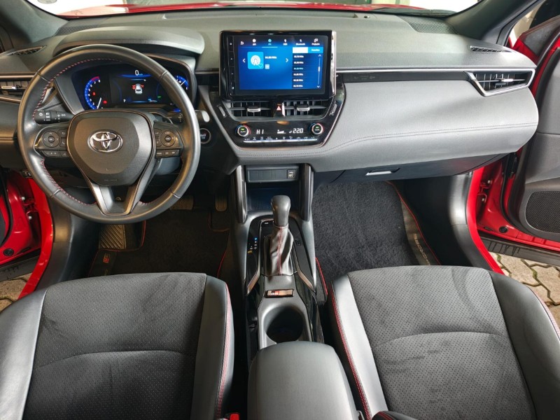 COROLLA 2.0 CROSS GR-S 16V FLEX 4P AUTOMÁTICO - 2024 - FARROUPILHA