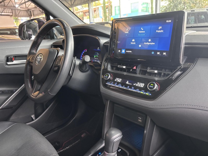 COROLLA 2.0 CROSS GR-S 16V FLEX 4P AUTOMÁTICO - 2024 - FARROUPILHA