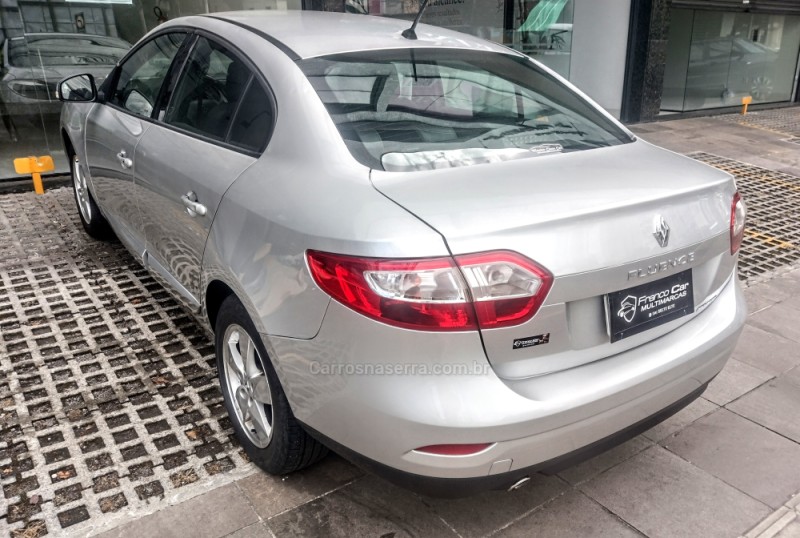 FLUENCE 2.0 DYNAMIQUE 16V FLEX 4P AUTOMÁTICO - 2012 - CAXIAS DO SUL