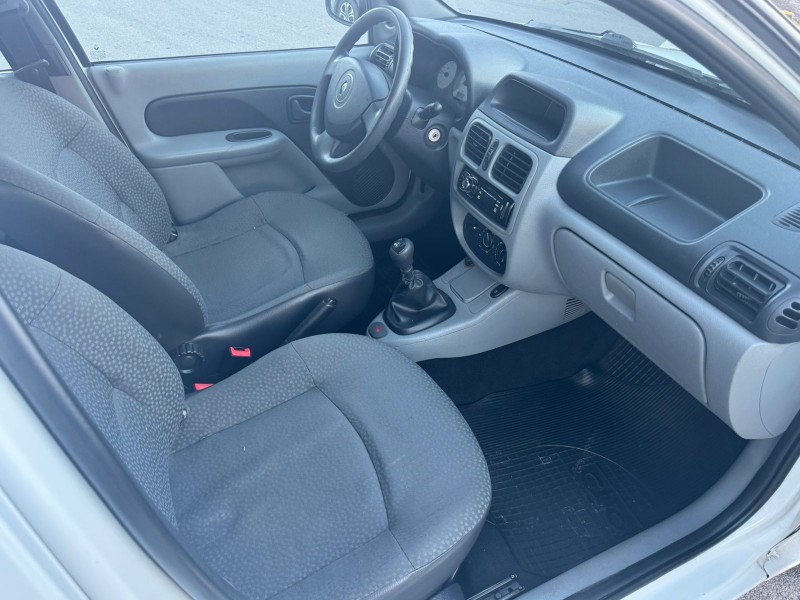 CLIO 1.0 AUTHENTIQUE 16V HI-FLEX 4P MANUAL - 2007 - CAXIAS DO SUL