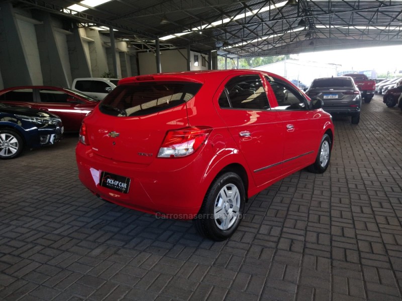 ONIX 1.0 MPFI LT 8V FLEX 4P MANUAL - 2015 - CAXIAS DO SUL