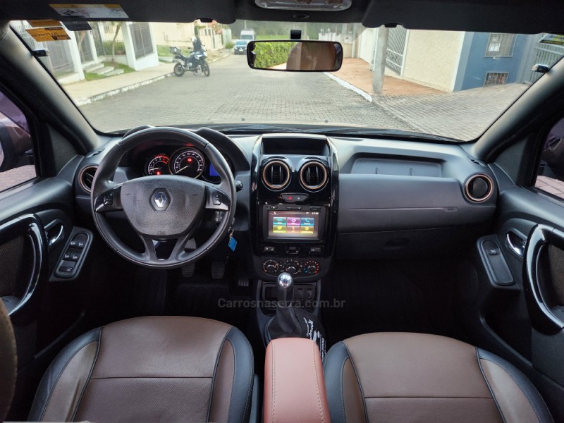 DUSTER 1.6 DYNAMIQUE 4X2 16V FLEX 4P MANUAL - 2016 - MONTENEGRO