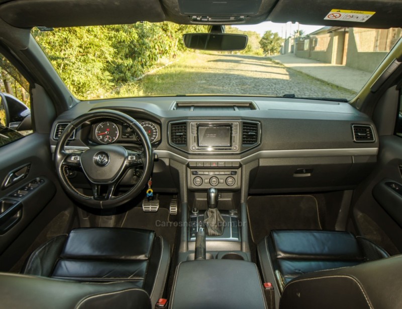 AMAROK 3.0 V6 EXTREME CD DIESEL 4X4 AT 4P AUTOMÁTICO - 2019 - NOVO HAMBURGO