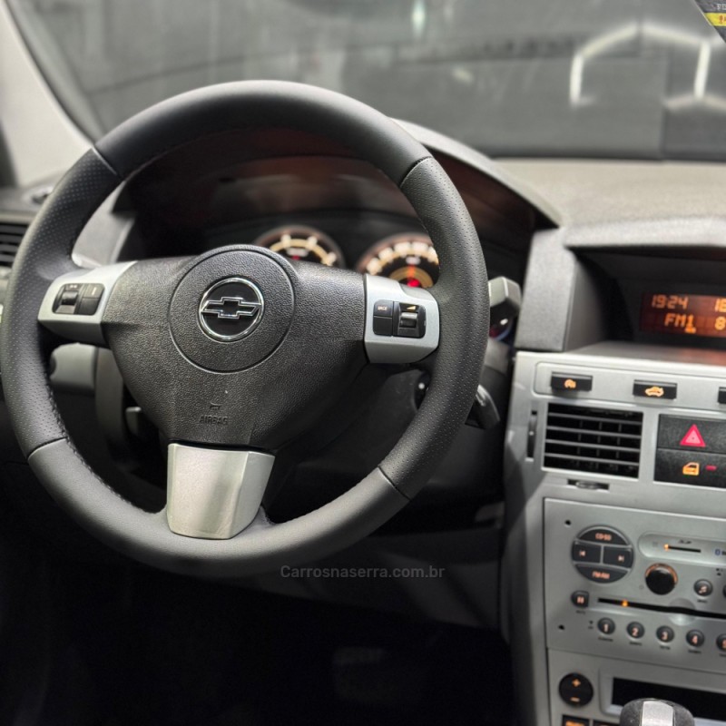 VECTRA 2.0 MPFI ELEGANCE 8V 140CV FLEX 4P AUTOMÁTICO - 2010 - ESTâNCIA VELHA