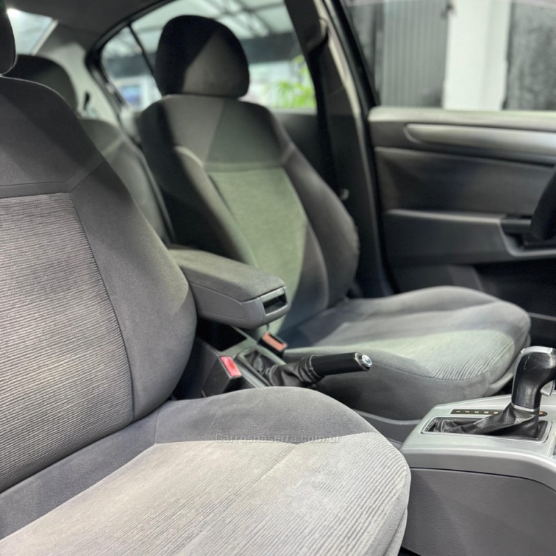 VECTRA 2.0 MPFI ELEGANCE 8V 140CV FLEX 4P AUTOMÁTICO - 2010 - ESTâNCIA VELHA