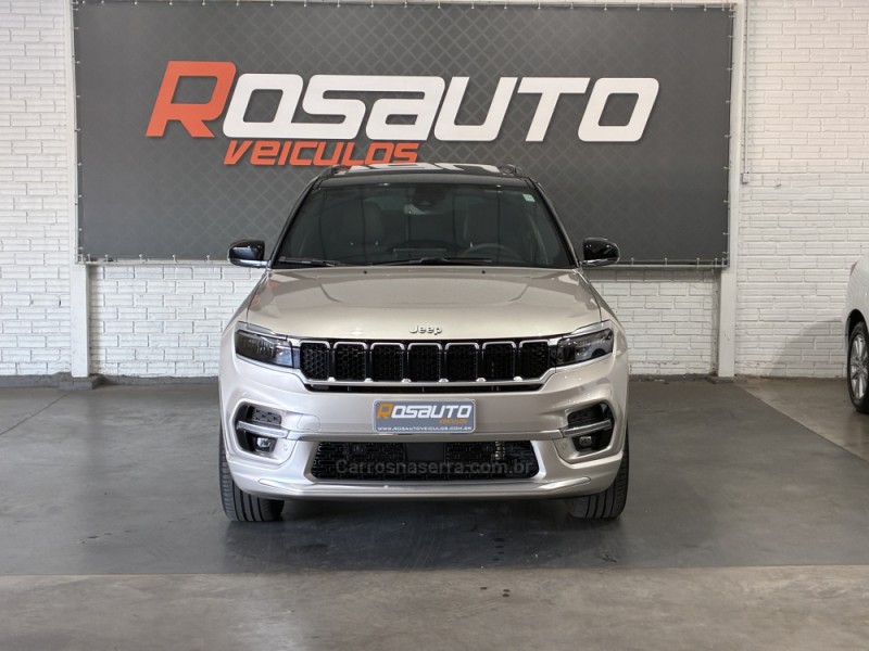 COMMANDER 1.3 OVERLAND T270 16V 4X2 TURBO FLEX 4P AUTOMÁTICO - 2023 - VENâNCIO AIRES