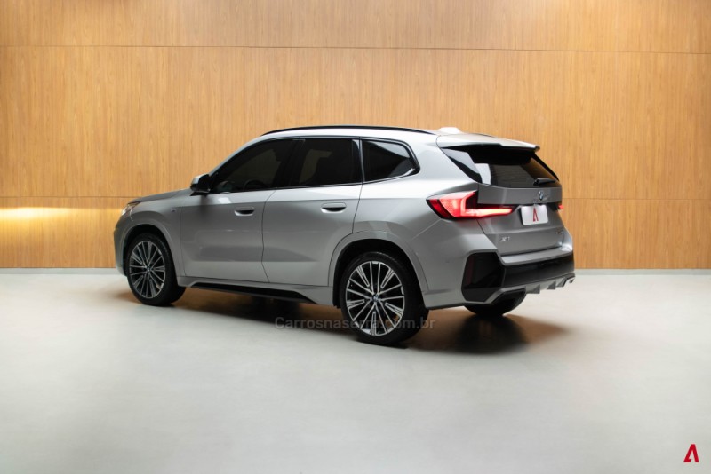 X1 2.0 SDRIVE20I M SPORT 16V TURBO 4P AUTOMÁTICO - 2025 - GARIBALDI
