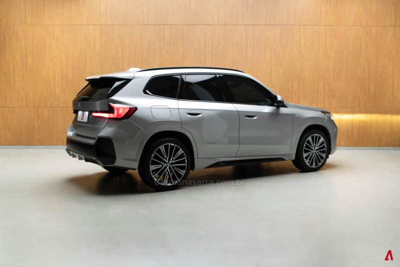 X1 2.0 SDRIVE20I M SPORT 16V TURBO 4P AUTOMÁTICO - 2025 - GARIBALDI