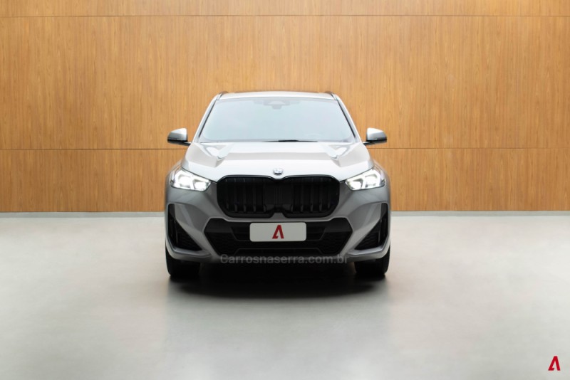 X1 2.0 SDRIVE20I M SPORT 16V TURBO 4P AUTOMÁTICO - 2025 - GARIBALDI