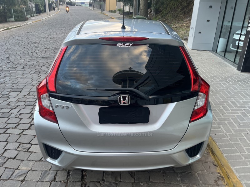 FIT 1.5 LX 16V FLEX 4P AUTOMÁTICO - 2016 - VERANóPOLIS