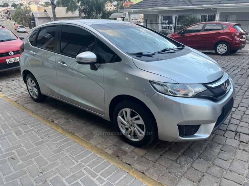 FIT 1.5 LX 16V FLEX 4P AUTOMÁTICO - 2016 - VERANóPOLIS