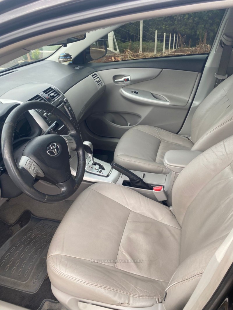 COROLLA 2.0 XEI 16V FLEX 4P AUTOMÁTICO - 2014 - SANANDUVA