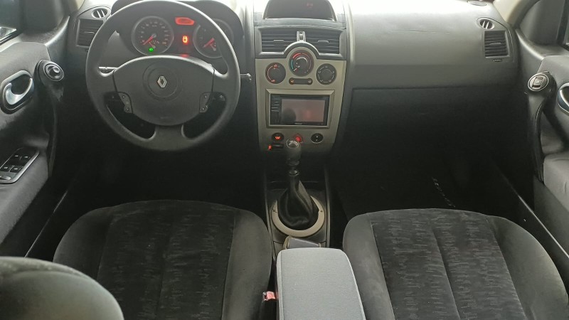 MÉGANE 2.0 DYNAMIQUE GRAND TOUR 16V GASOLINA 4P MANUAL - 2008 - CAXIAS DO SUL