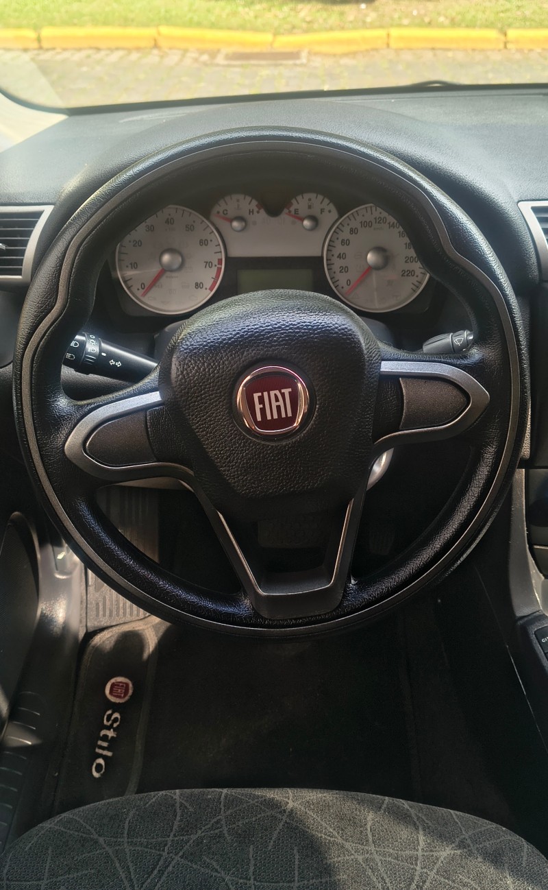 STILO 1.8 MPI 8V FLEX 4P AUTOMATIZADO - 2008 - FARROUPILHA