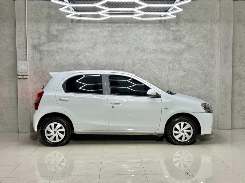 ETIOS 1.3 X 16V FLEX 4P MANUAL - 2014 - CAXIAS DO SUL
