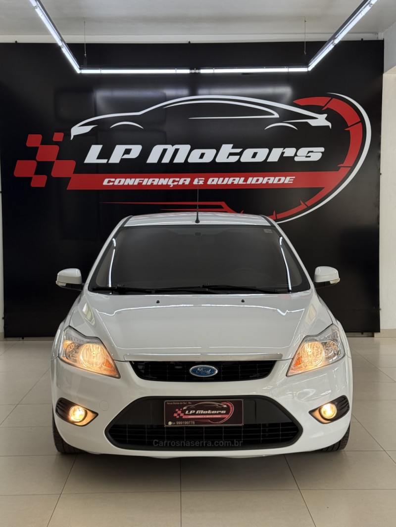FOCUS 1.6 GLX 16V FLEX 4P MANUAL - 2013 - FARROUPILHA