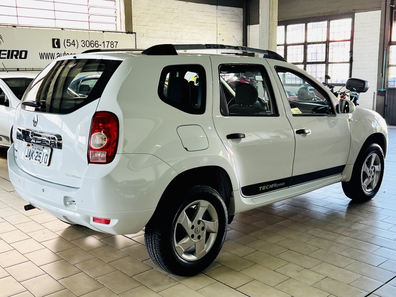 DUSTER 1.6 DYNAMIQUE 4X2 16V FLEX 4P MANUAL - 2014 - CAXIAS DO SUL