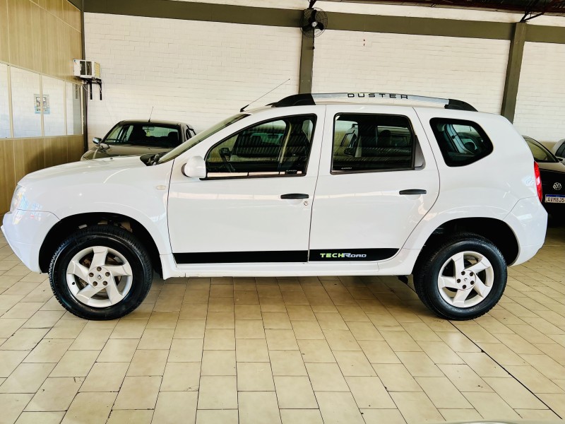 DUSTER 1.6 DYNAMIQUE 4X2 16V FLEX 4P MANUAL - 2014 - CAXIAS DO SUL