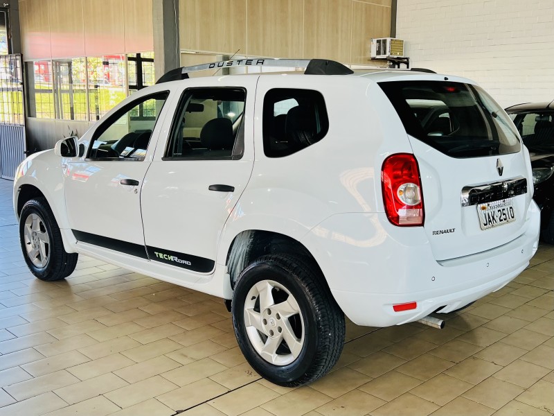 DUSTER 1.6 DYNAMIQUE 4X2 16V FLEX 4P MANUAL - 2014 - CAXIAS DO SUL