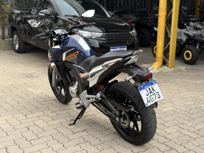 CB 250F TWISTER CBS - 2020 - BENTO GONçALVES