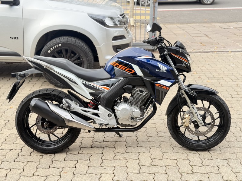 CB 250F TWISTER CBS - 2020 - BENTO GONçALVES