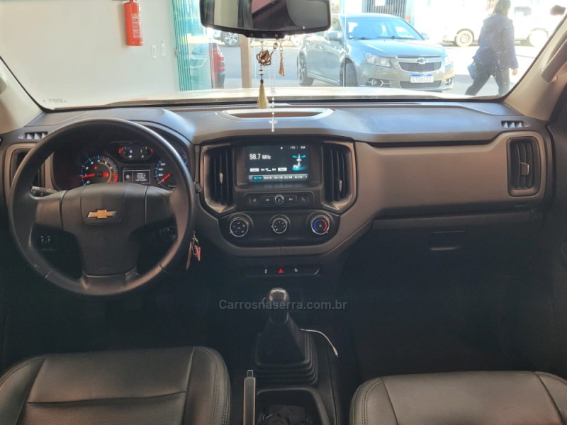 S10 2.5 ADVANTAGE 4X2 CD FLEX 4P MANUAL - 2020 - CANELA