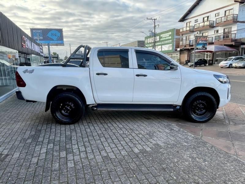 HILUX 2.8 4X4 CD 8V DIESEL 4P MANUAL - 2021 - CAMPO BOM