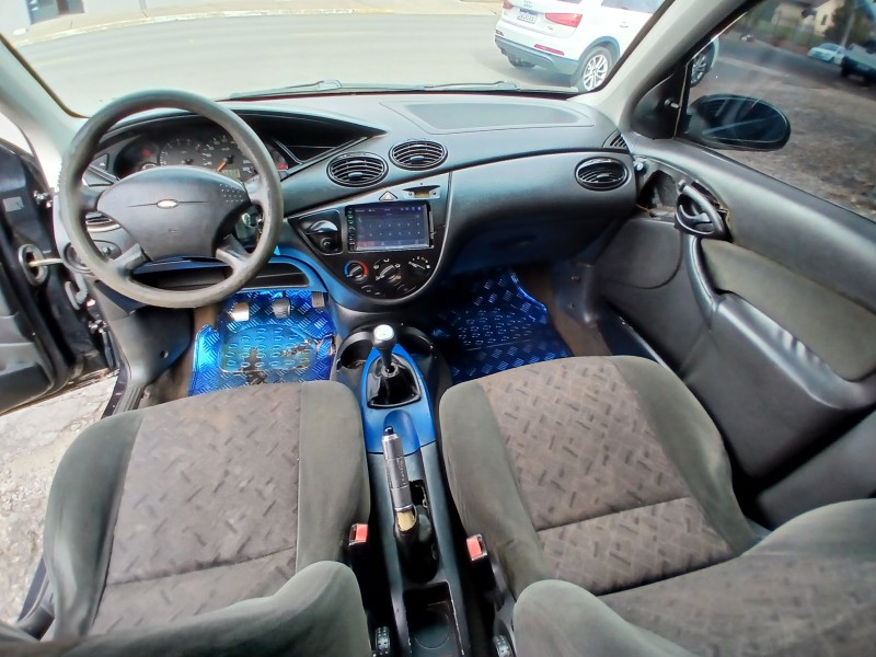FOCUS 1.8 GL 16V GASOLINA 4P MANUAL - 2003 - FARROUPILHA