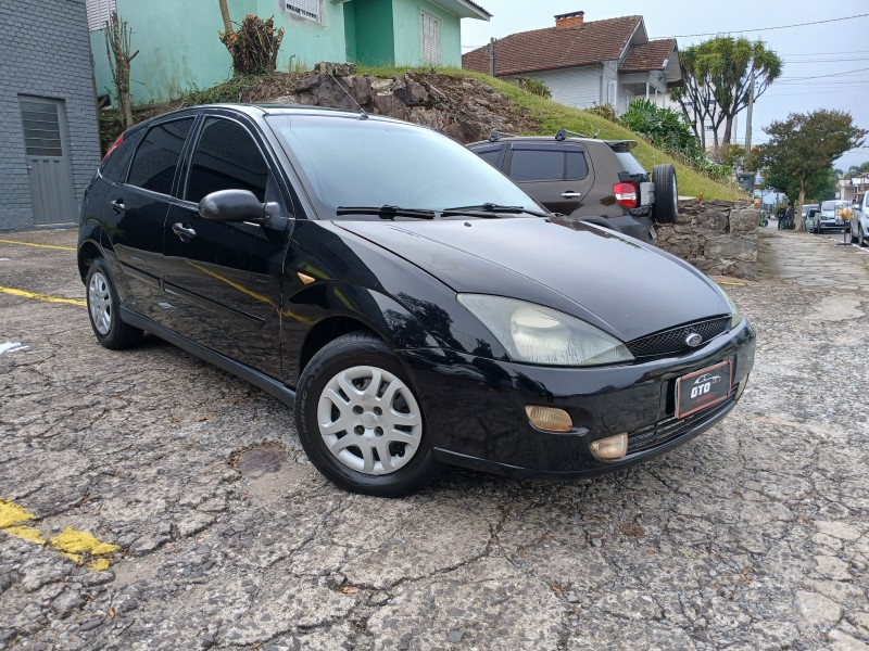 FOCUS 1.8 GL 16V GASOLINA 4P MANUAL - 2003 - FARROUPILHA