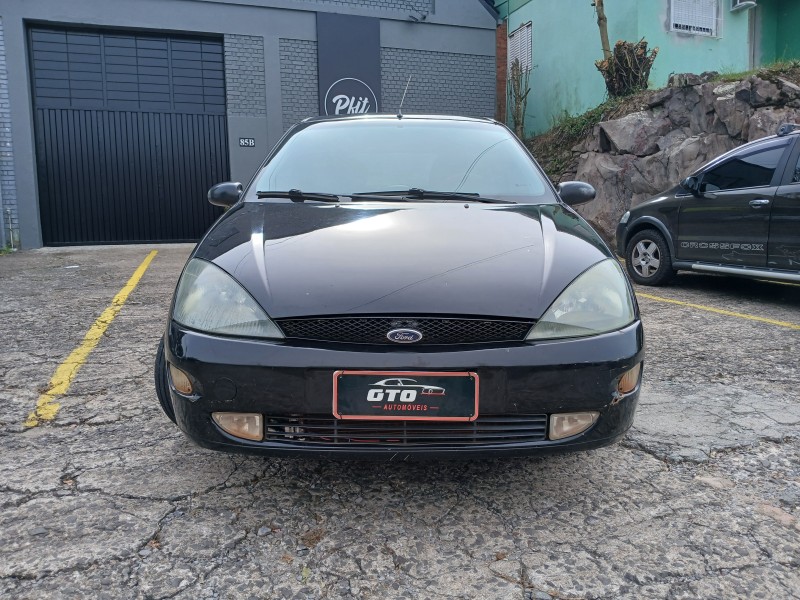 FOCUS 1.8 GL 16V GASOLINA 4P MANUAL - 2003 - FARROUPILHA