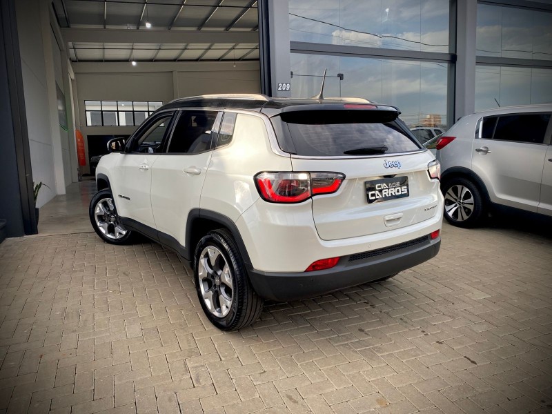 COMPASS 2.0 16V FLEX LIMITED AUTOMÁTICO - 2017 - LAJEADO