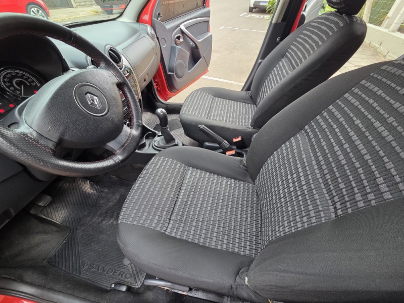 SANDERO 1.0 EXPRESSION 16V FLEX 4P MANUAL - 2014 - PICADA CAFé
