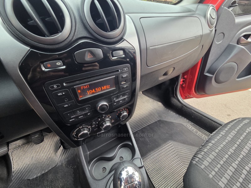SANDERO 1.0 EXPRESSION 16V FLEX 4P MANUAL - 2014 - PICADA CAFé