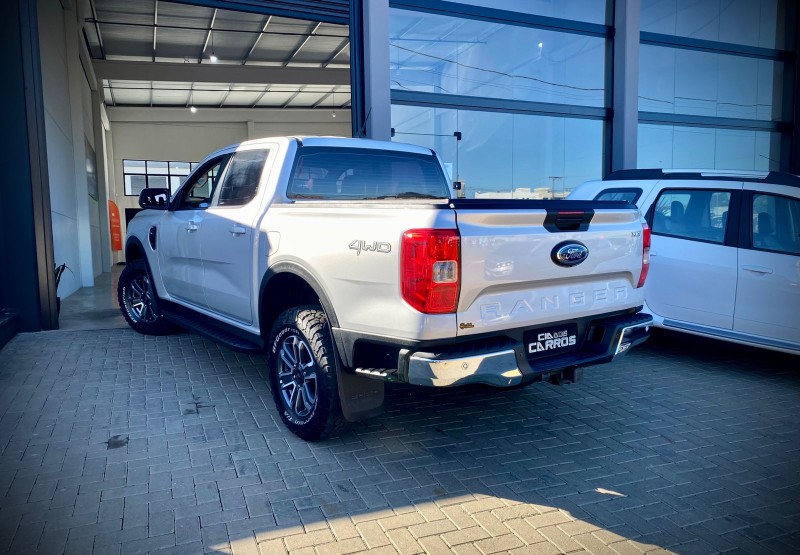RANGER 3.0 V6 XLT CD TURBO 4X4 DIESEL 4P AUTOMÁTICO - 2024 - LAJEADO