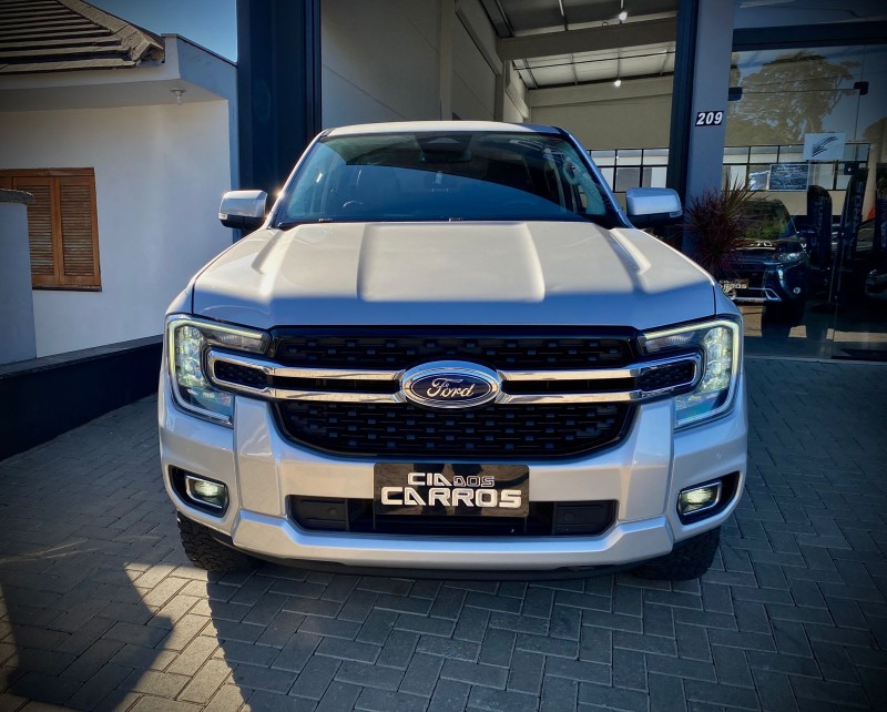 RANGER 3.0 V6 XLT CD TURBO 4X4 DIESEL 4P AUTOMÁTICO - 2024 - LAJEADO