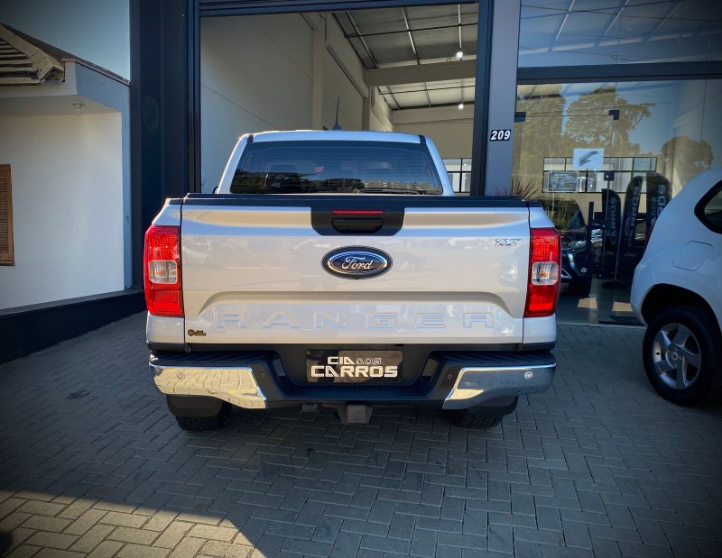 RANGER 3.0 V6 XLT CD TURBO 4X4 DIESEL 4P AUTOMÁTICO - 2024 - LAJEADO
