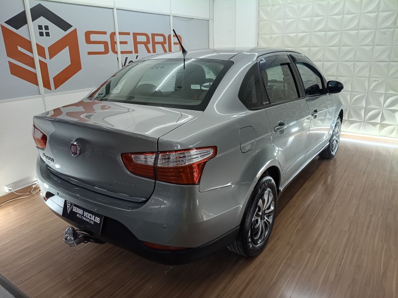 SIENA 1.4 MPI ATTRACTIVE 8V FLEX 4P MANUAL - 2015 - CAXIAS DO SUL