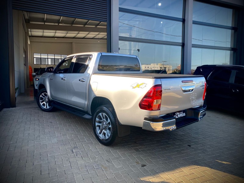 HILUX 2.7 SRV 4X4 CD 16V FLEX 4P AUTOMÁTICO - 2020 - LAJEADO