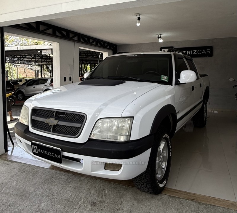 S10  - 2006 - CANELA
