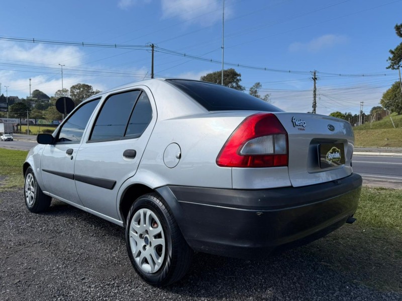FIESTA 1.0 MPI STREET 8V GASOLINA 4P MANUAL - 2003 - FARROUPILHA