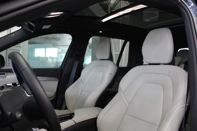 XC90 2.0 T8 RECHARGE ULTRA DARK AWD HÍBRIDO 4P AUTOMÁTICO - 2025 - CAXIAS DO SUL