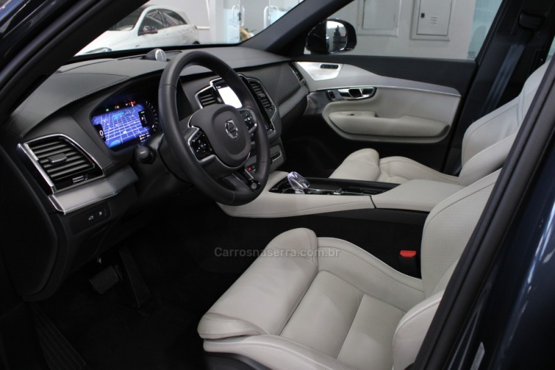 XC90 2.0 T8 RECHARGE ULTRA DARK AWD HÍBRIDO 4P AUTOMÁTICO - 2025 - CAXIAS DO SUL